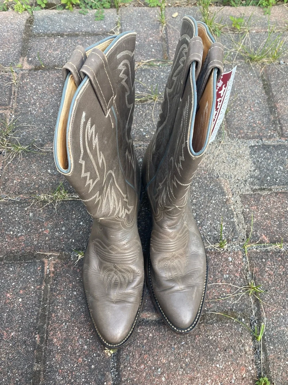 Gray Women’s Nocona Western Cowboy Boots with Embroidered Stitching
